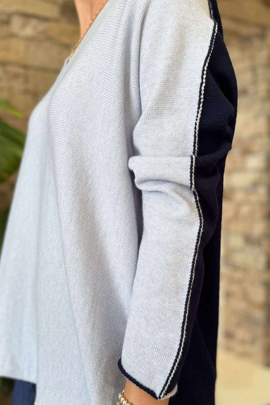 Made in Italy Juno Two Tone Knit Powder & Navy